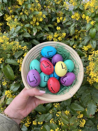 Ostereierfärben 2025